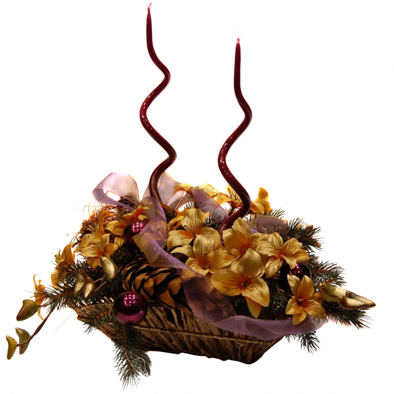 Zamów stroik bożonarodzeniowy stworzony ze świec i złotych dodatków - Stroik Wigilijny