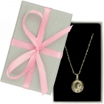 Medalik IMedalik, wykonany ze stali chirurgicznej, pozłacany 14-karatowym złotem. 